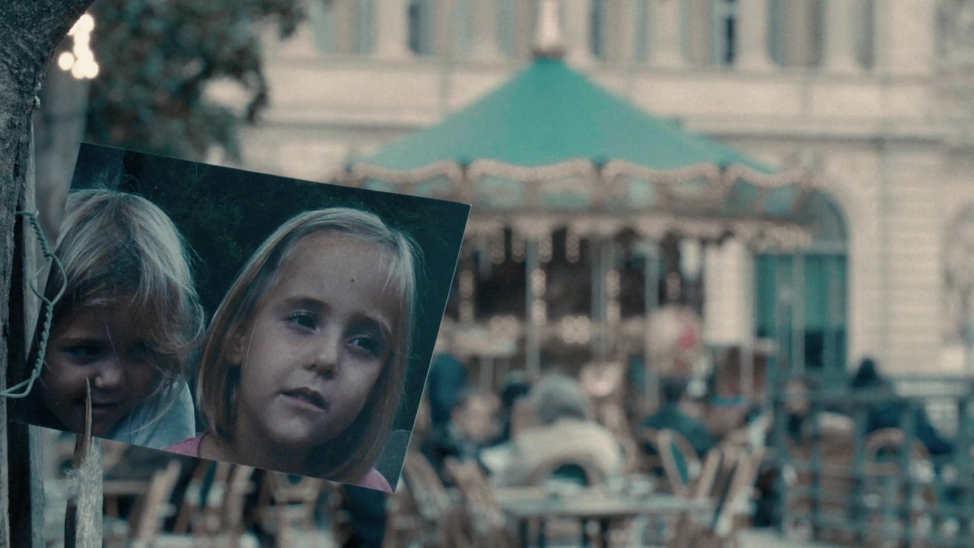 Backdrop for Il mistero delle gemelline scomparse