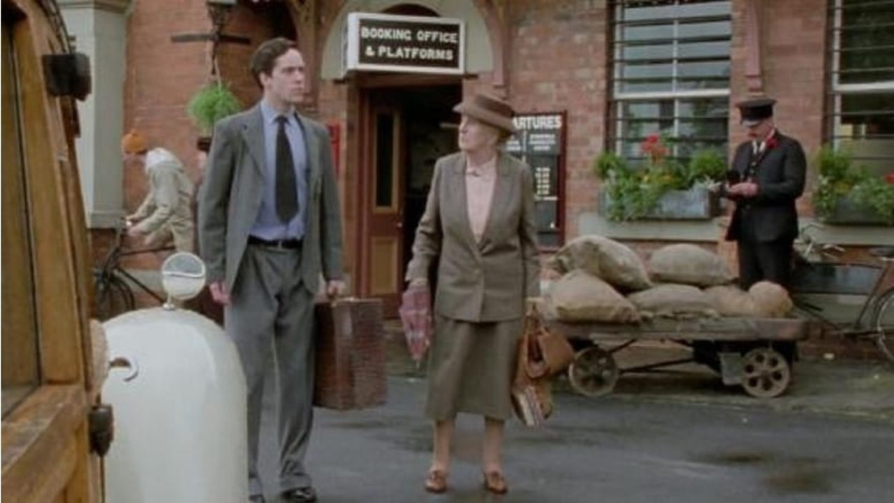 Backdrop for Miss Marple: They Do It with Mirrors