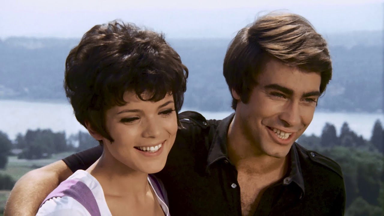 Backdrop for Hilfe, ich liebe Zwillinge!