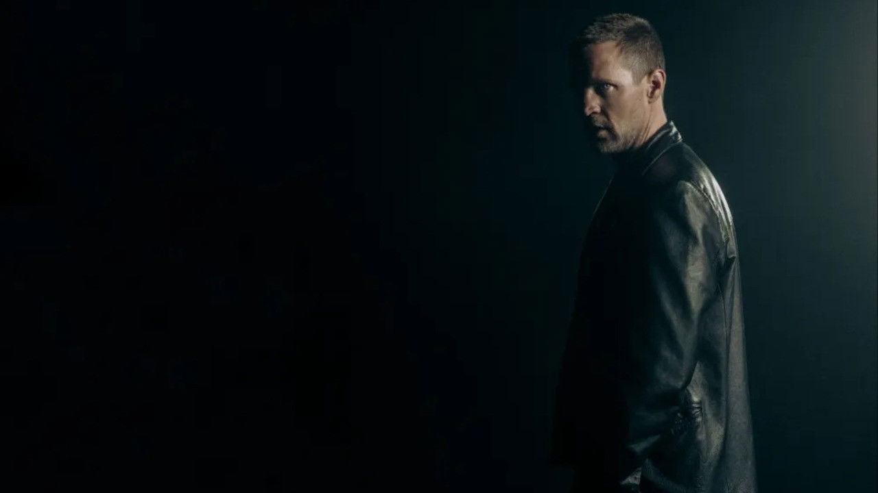 Backdrop for Detective Hole