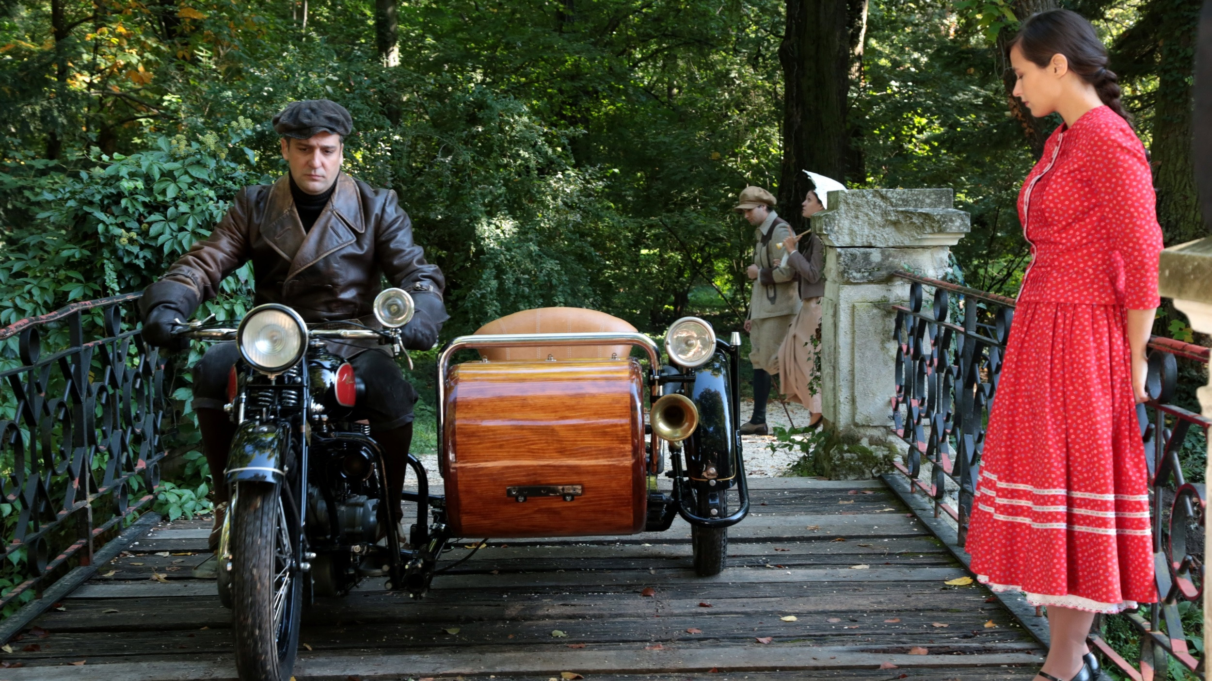 Backdrop for Pillangó