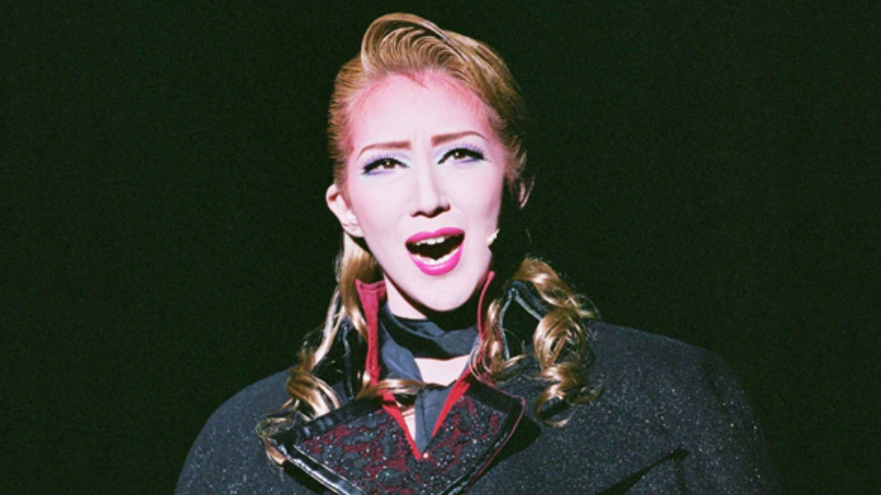 Backdrop for The Scarlet Pimpernel (Shinjin Kouen)