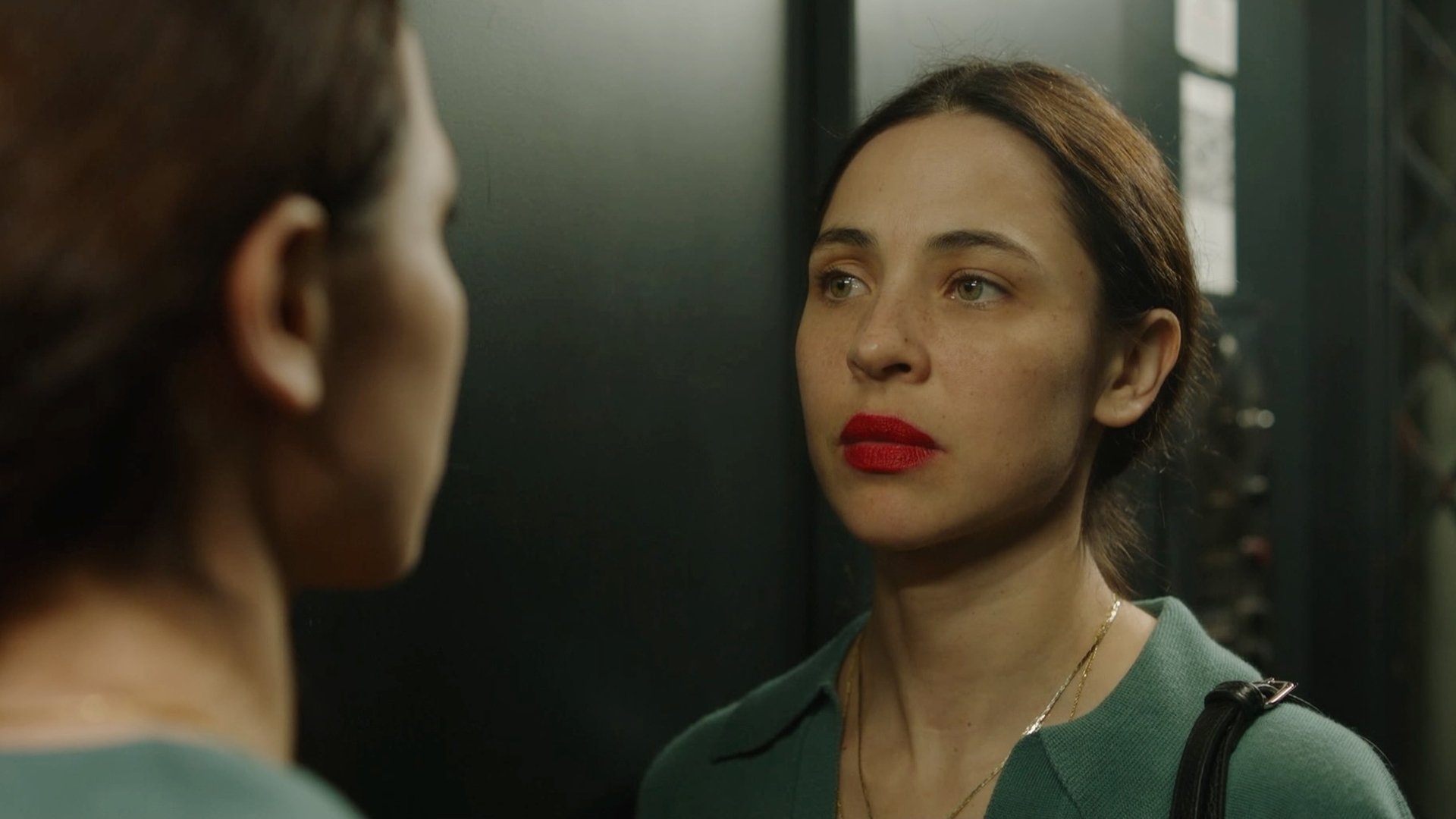 Backdrop for The Currents