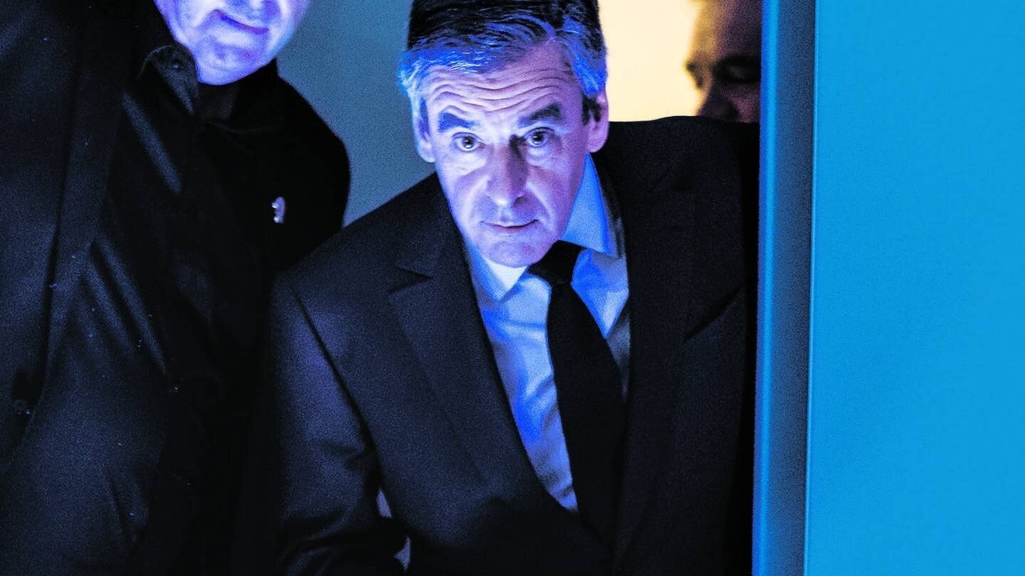 Backdrop for Qui a tué François Fillon ? L'Enquête