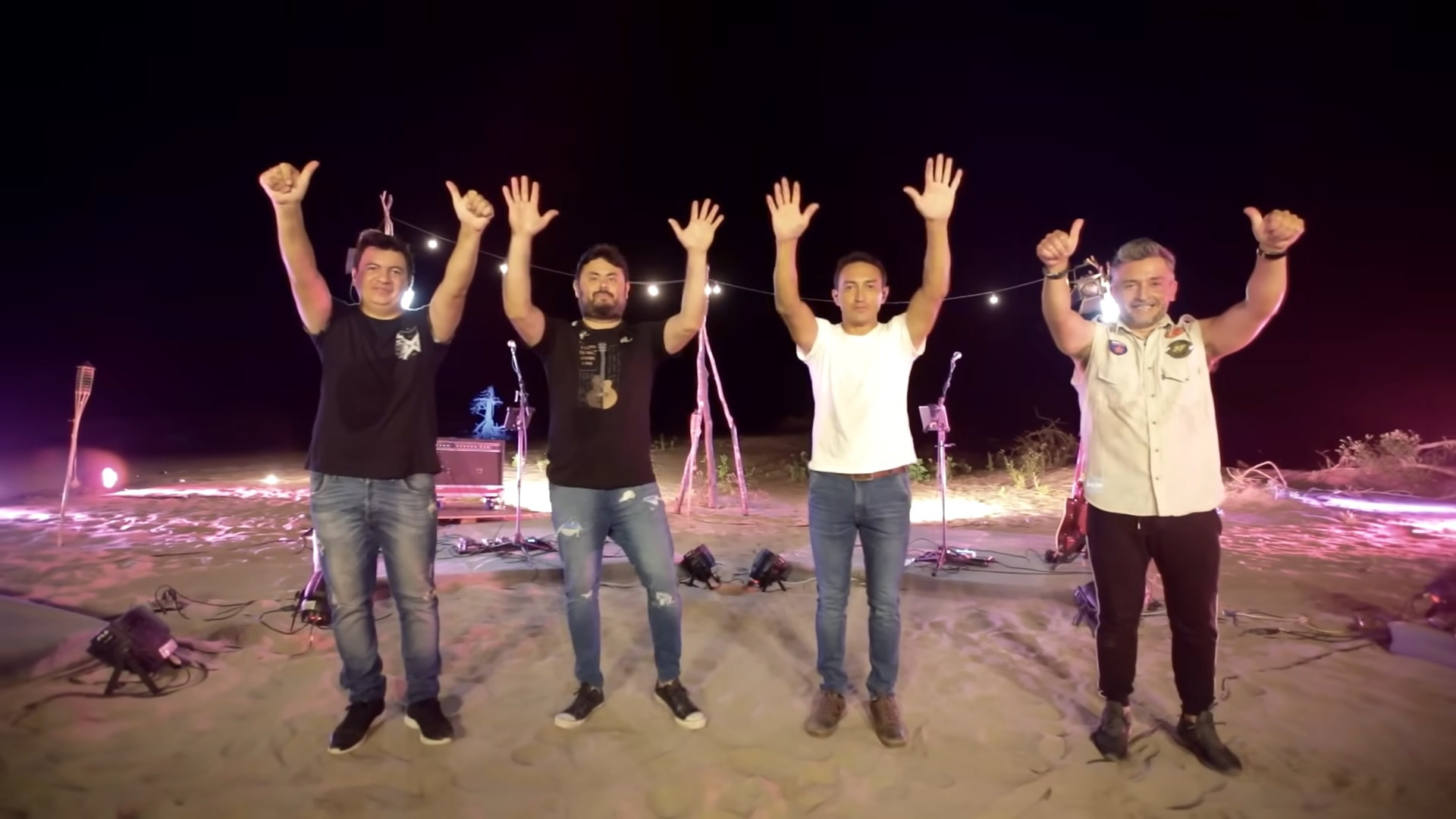 Backdrop for Cantando desde el Río Dulce