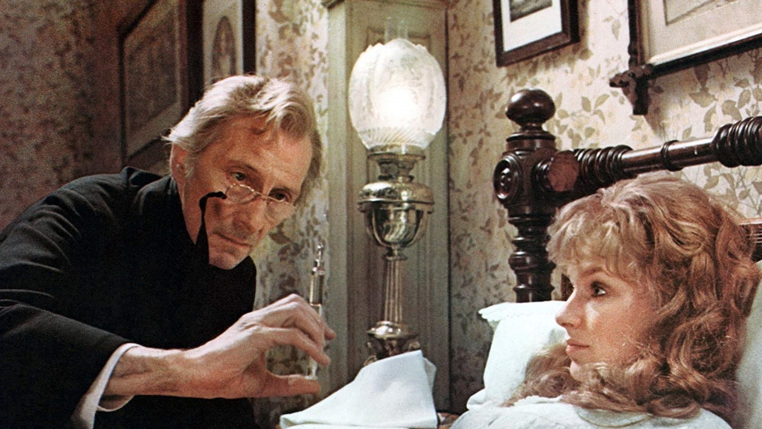 Backdrop for The Creeping Flesh