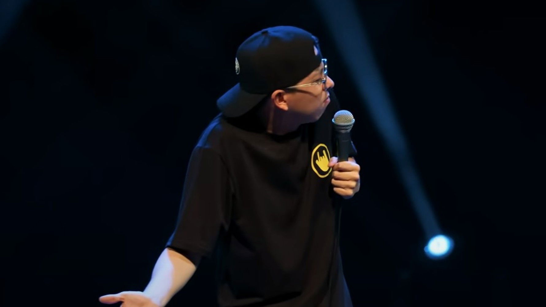 Backdrop for Especial Este