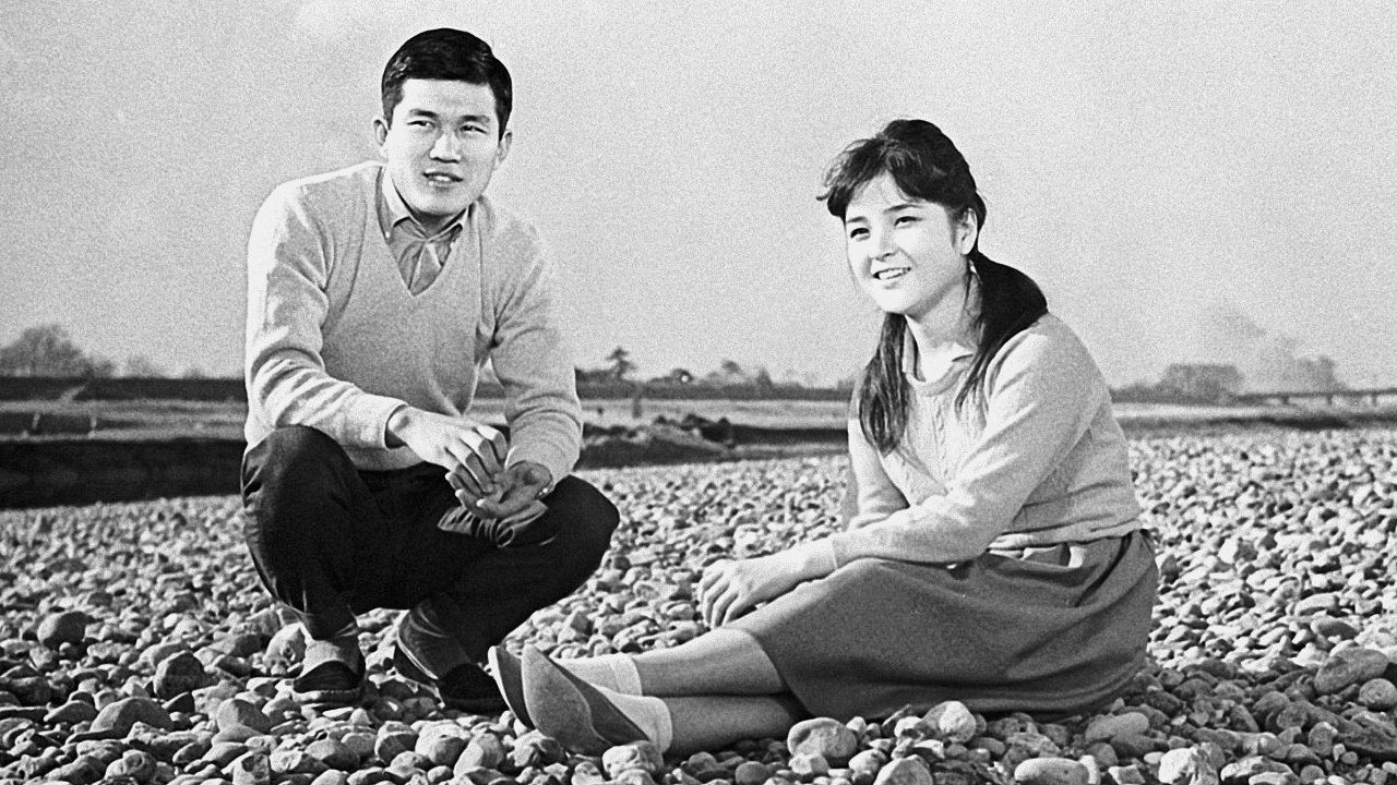 Backdrop for Dolls floating down the river