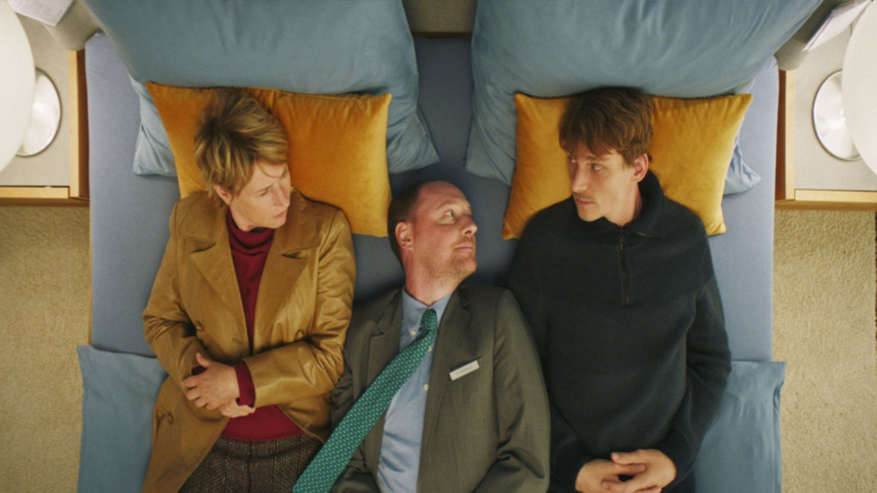 Backdrop for Mostly Minimalistic