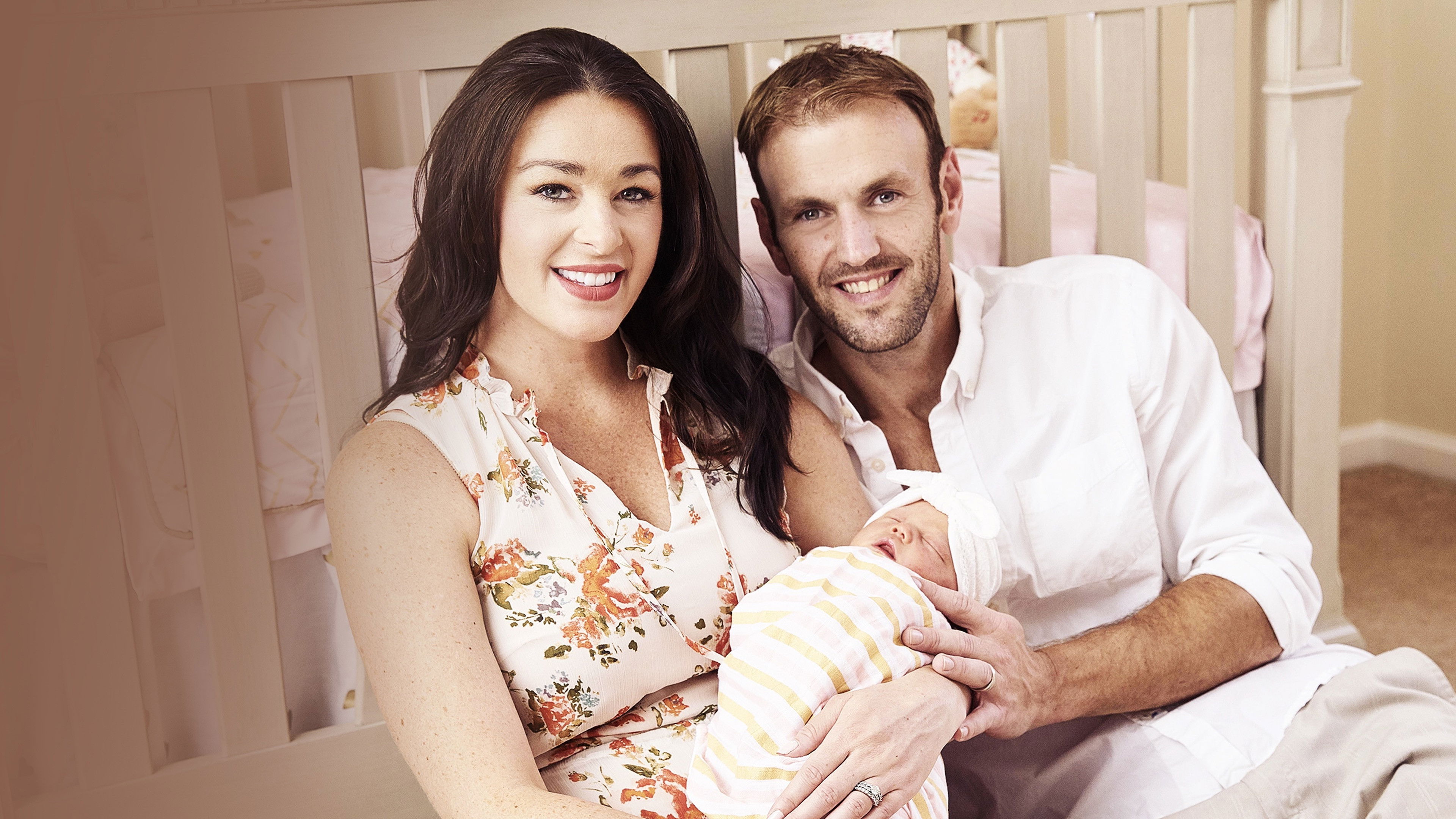 Backdrop for Married at First Sight: Jamie and Doug Plus One