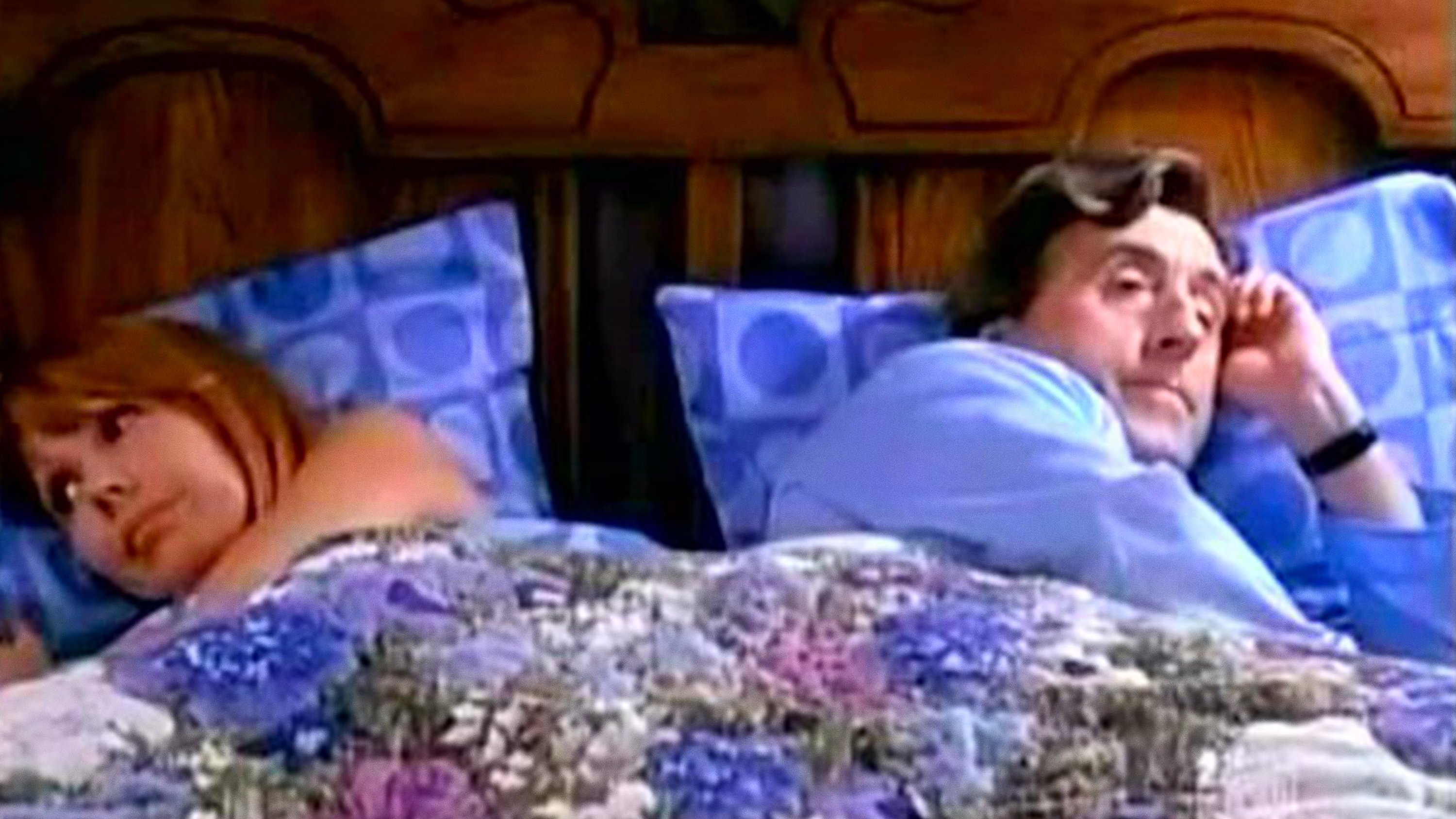 Backdrop for C'est jeune et ça sait tout !