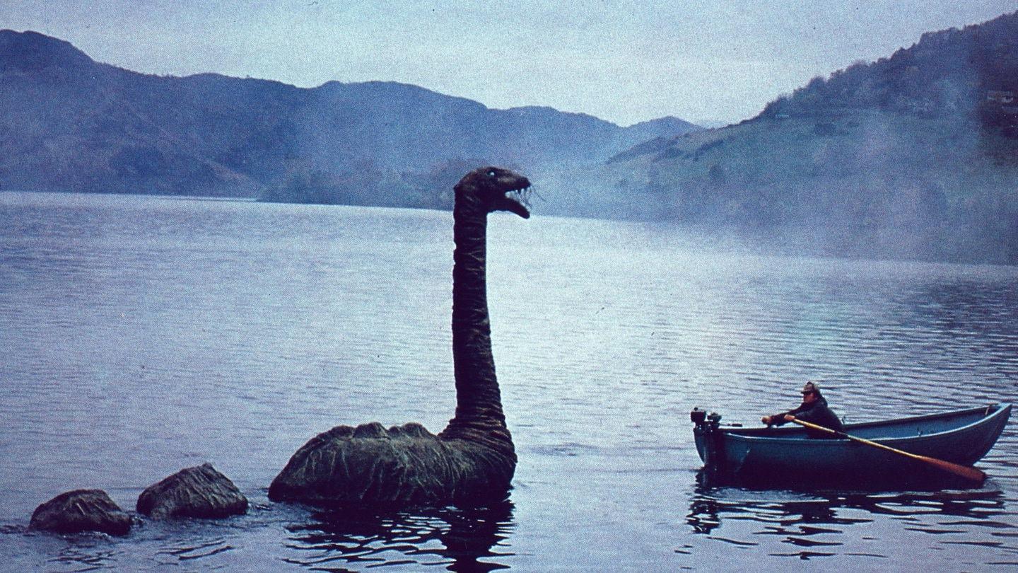 Backdrop for Nessie, das verrückteste Monster der Welt