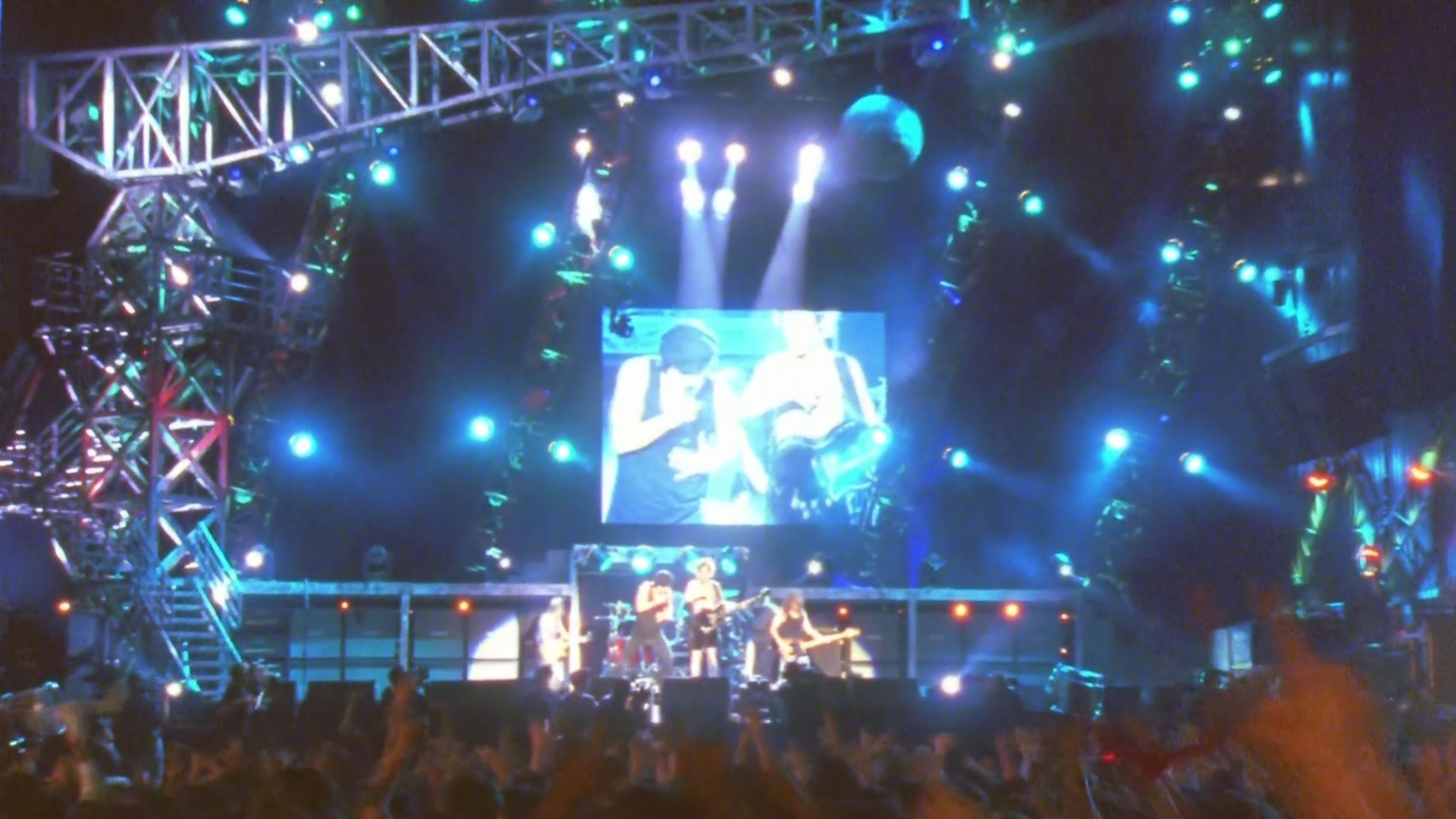 Backdrop for AC/DC: No Bull