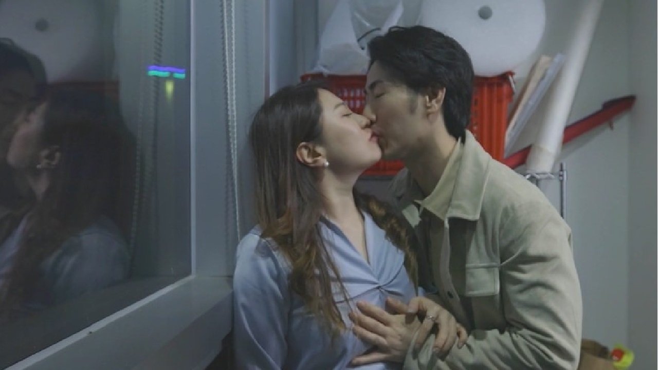 Backdrop for New Female Employee: Business Trip