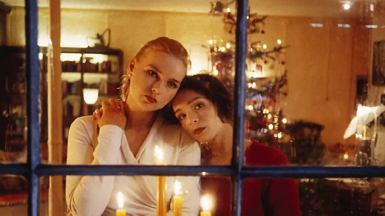 Backdrop for Honeymoon