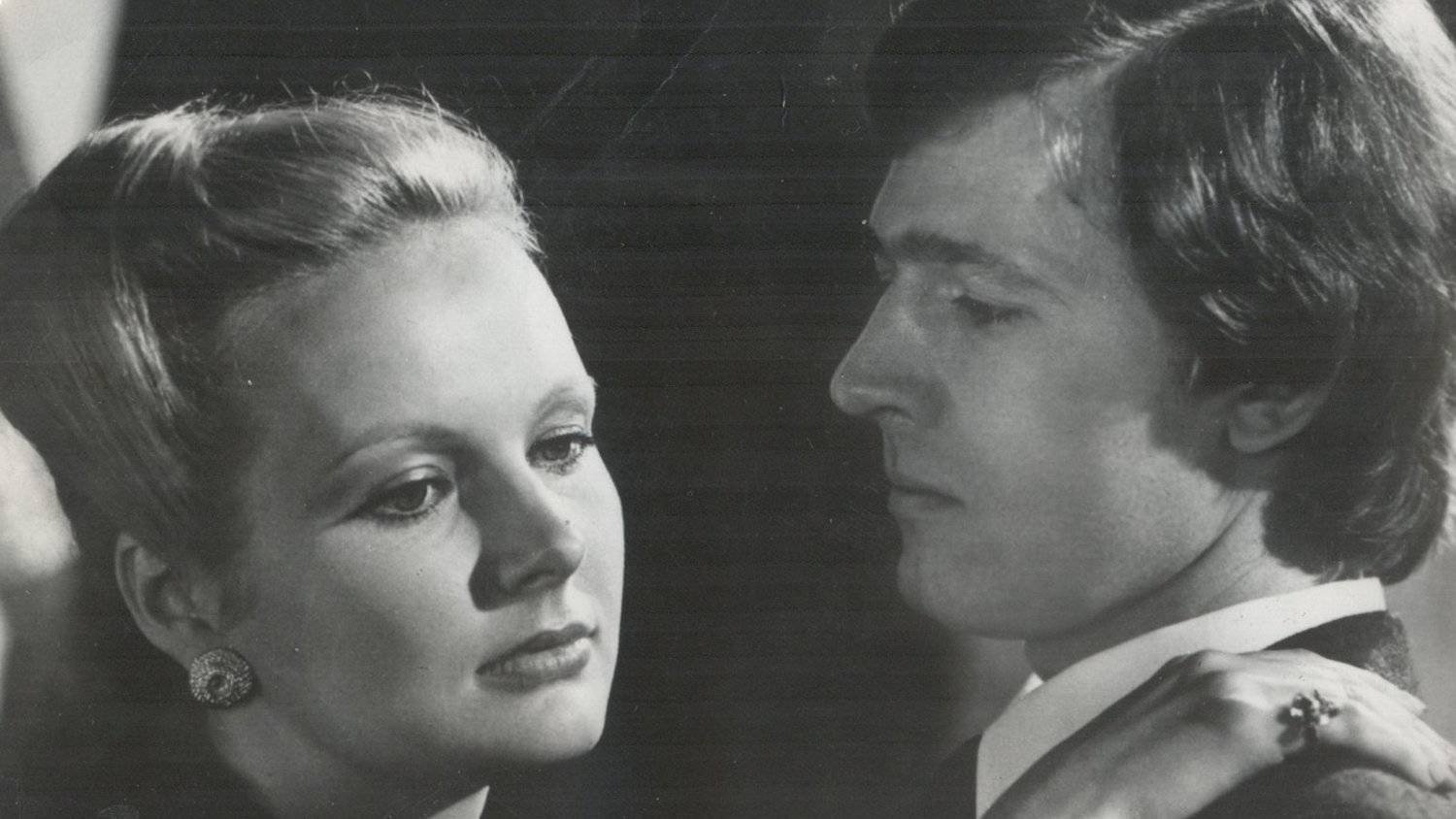 Backdrop for Can-Can in English Park