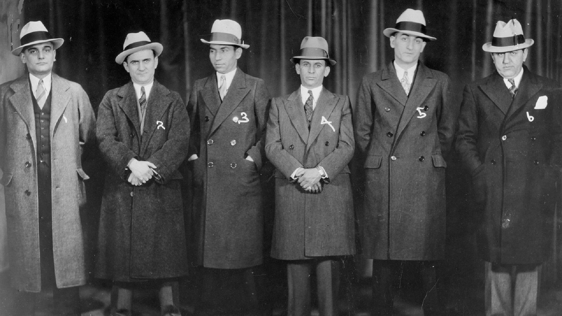 Backdrop for Mobsters