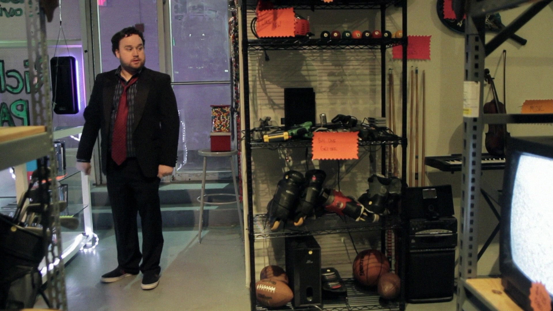 Backdrop for Liars, Fires and Bears