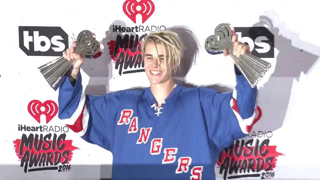 Backdrop for Justin Bieber: The New Me