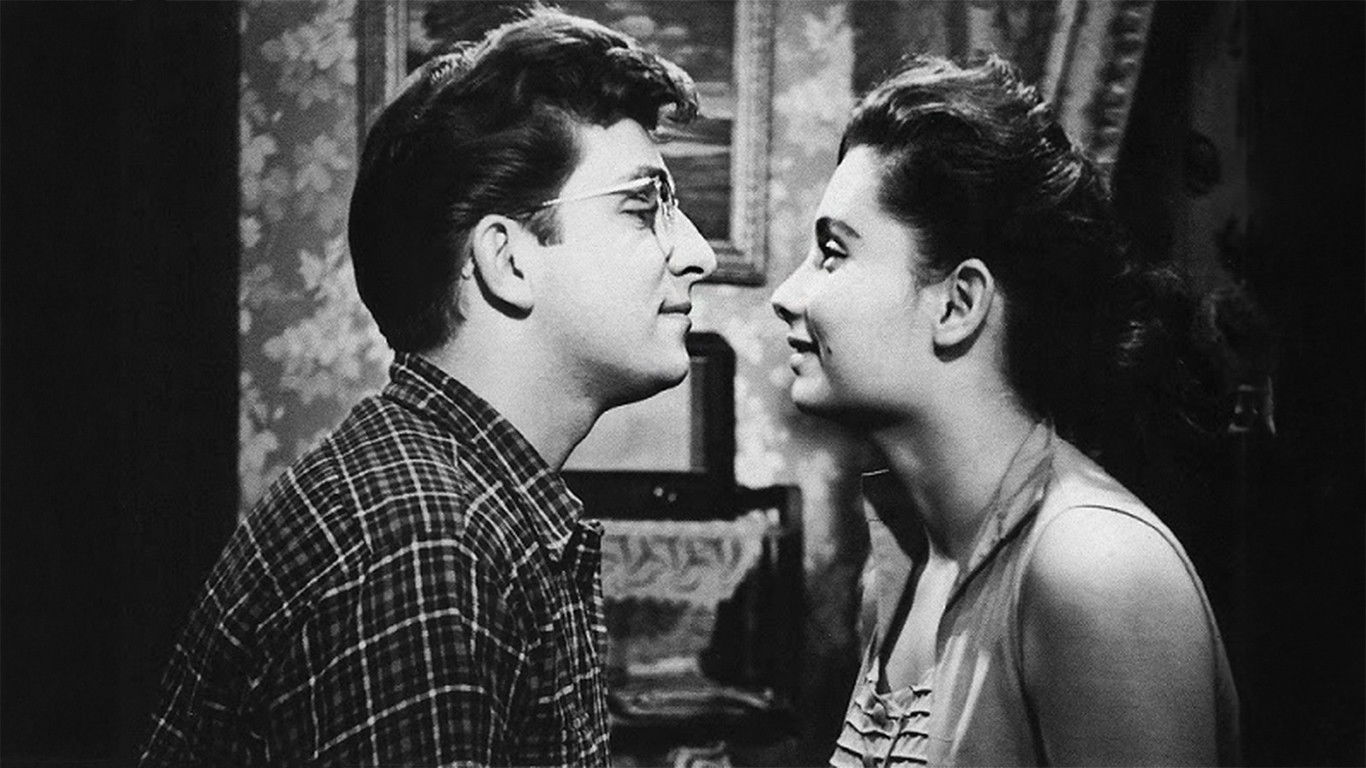 Backdrop for Son Beste