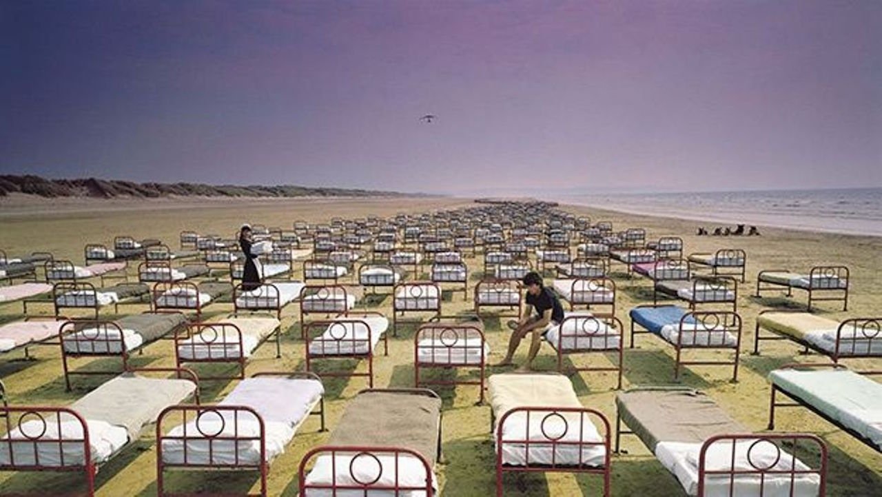Backdrop for Rock Milestones: Pink Floyd: A Momentary Lapse of Reason