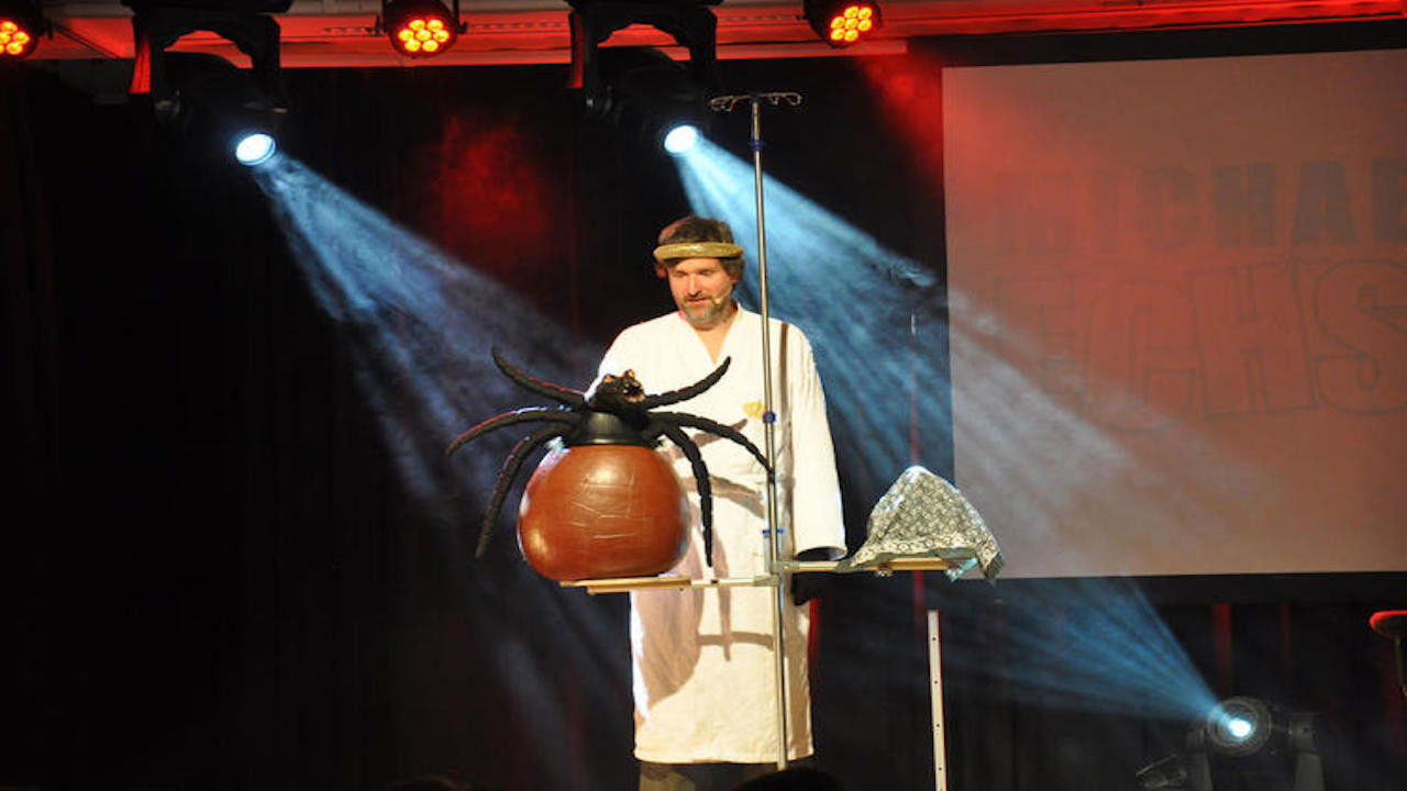 Backdrop for Michael Hatzius: Echstasy - Live!