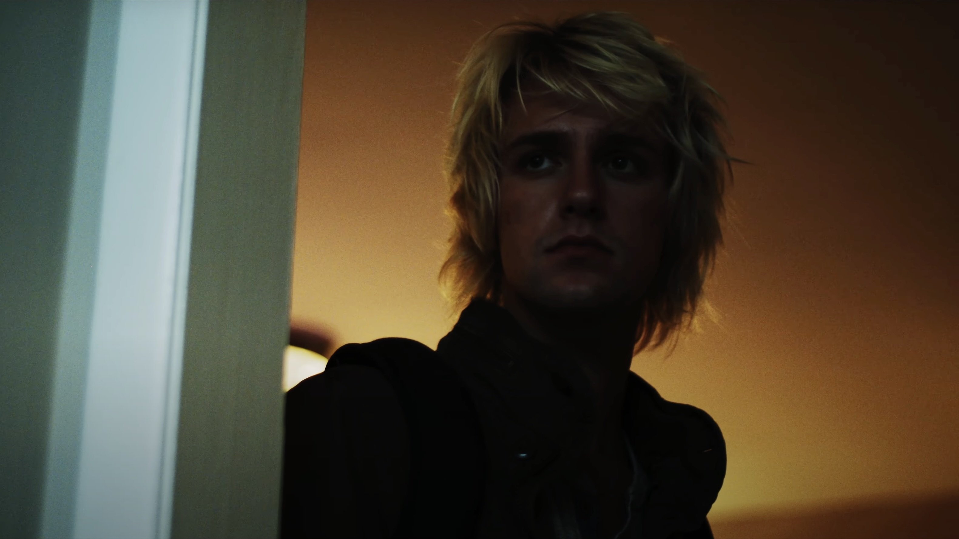 Backdrop for TRUE DARKNESS: KEEP MOVING