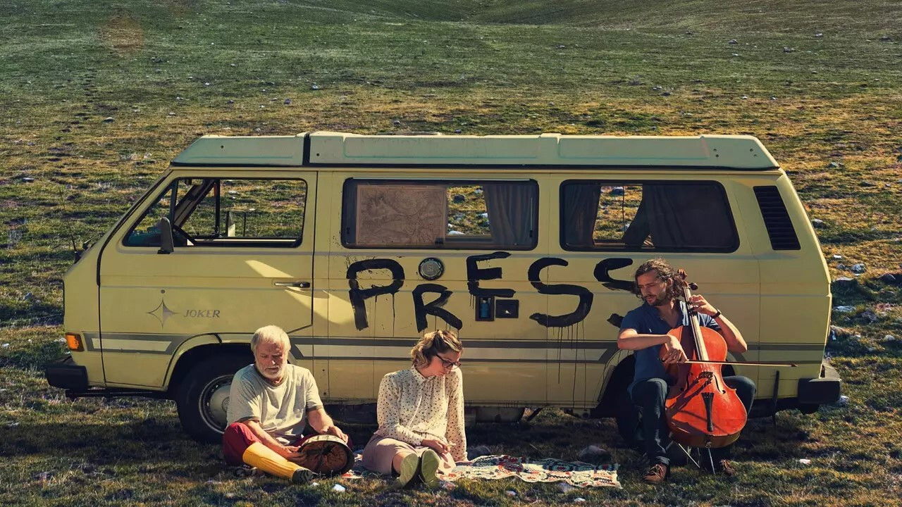 Backdrop for Finding Camille