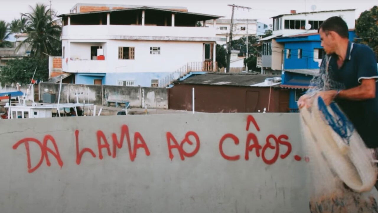 Backdrop for Da Lama Ao Caos