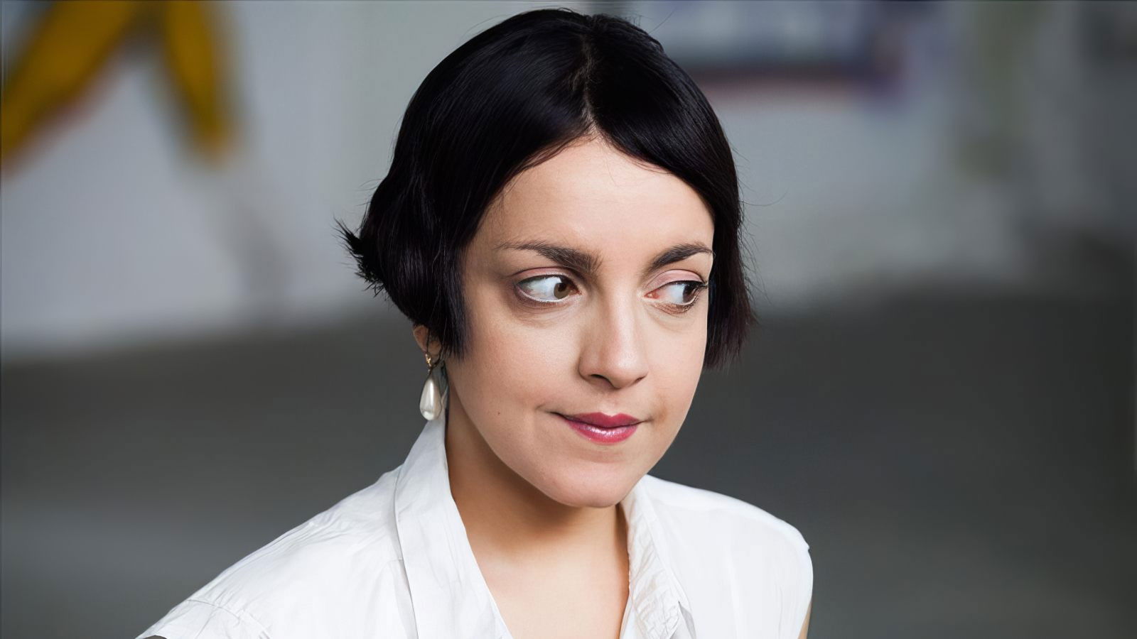 Backdrop for She's Wild Again Tonight