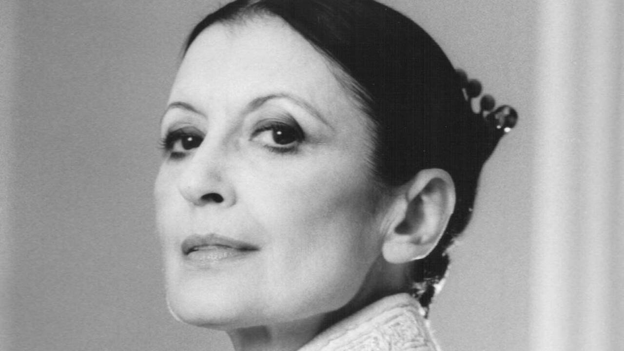 Backdrop for Codice Carla