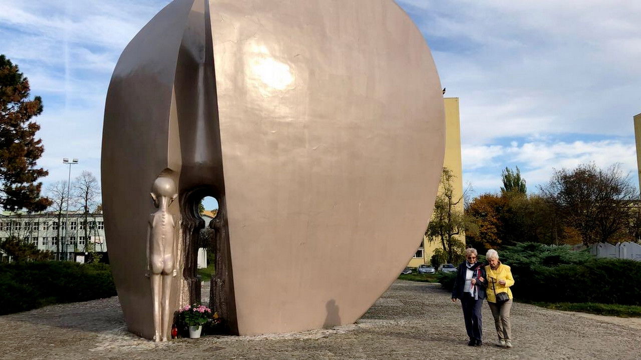 Backdrop for Stolen Children