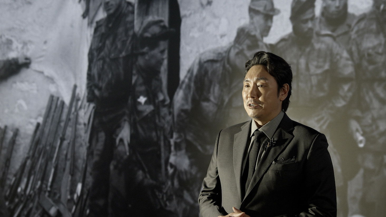 Backdrop for La Resistance