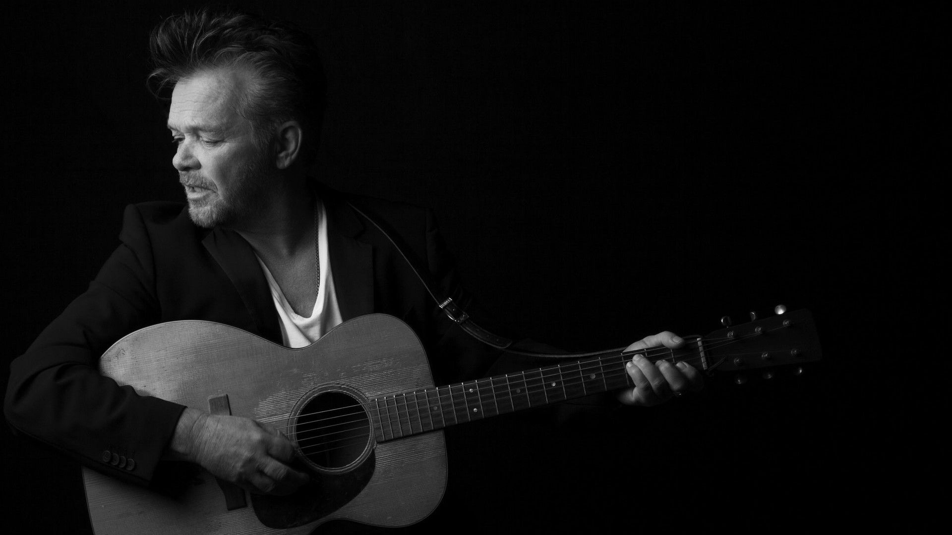 Backdrop for John Mellencamp: Plain Spoken Live from The Chicago Theatre
