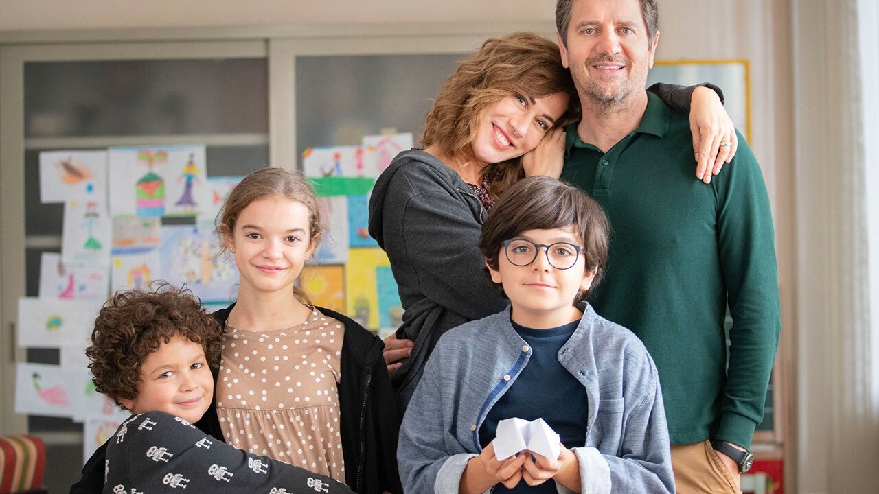 Backdrop for Tre di troppo