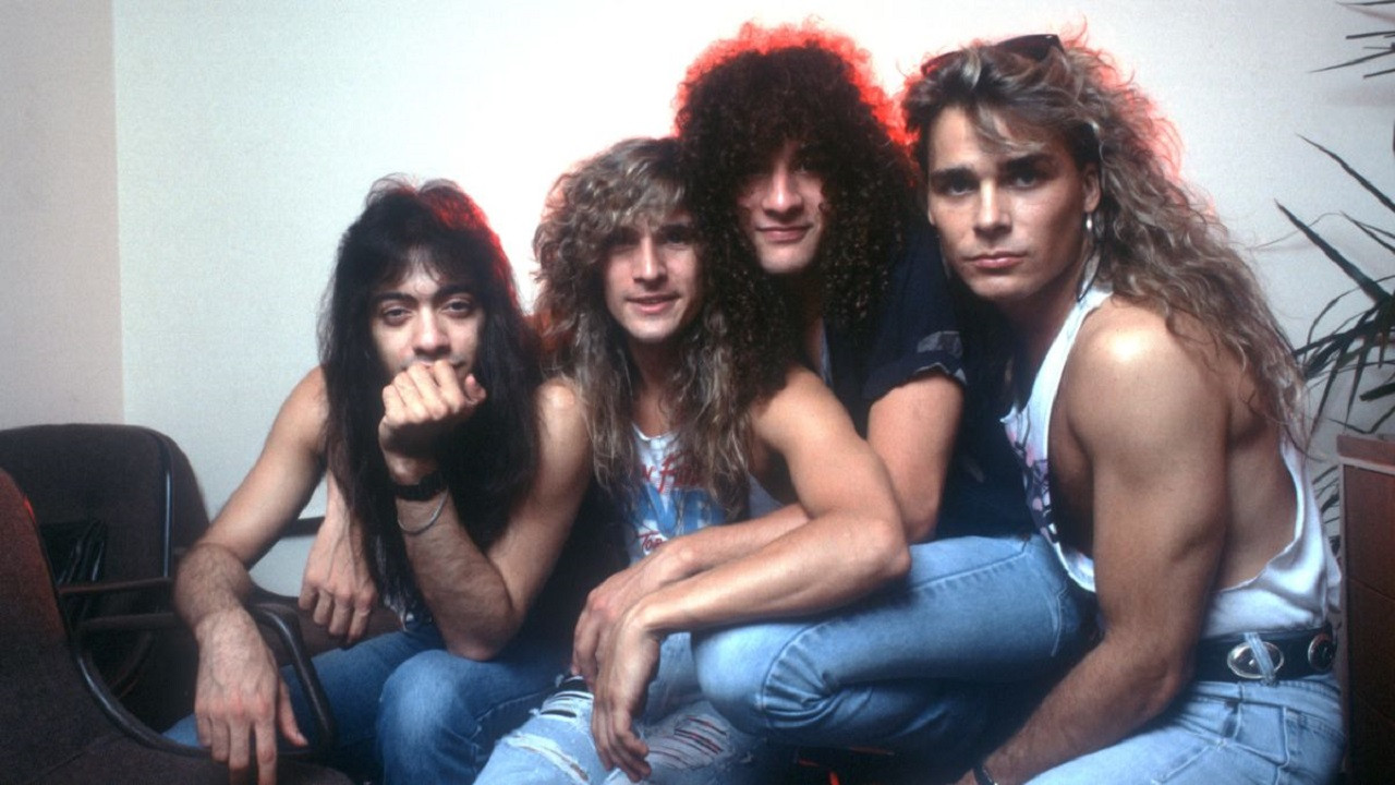 Backdrop for White Lion - Concert Anthology 1987 to 1991