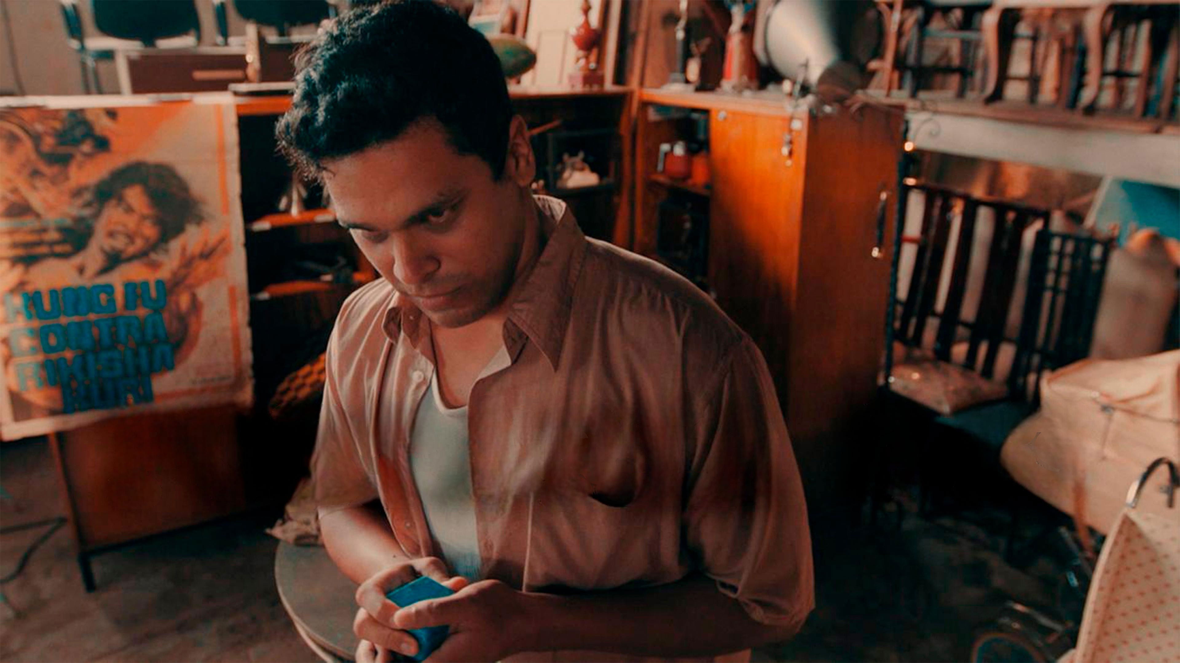 Backdrop for Portaria 243