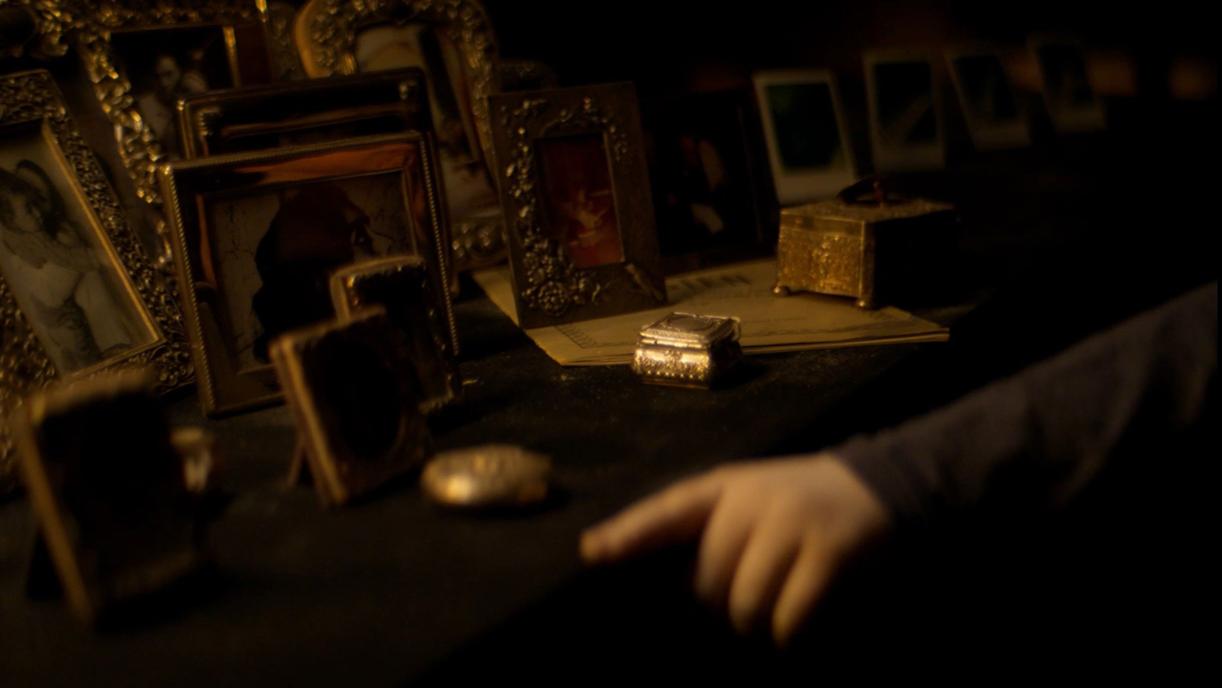 Backdrop for Morphes