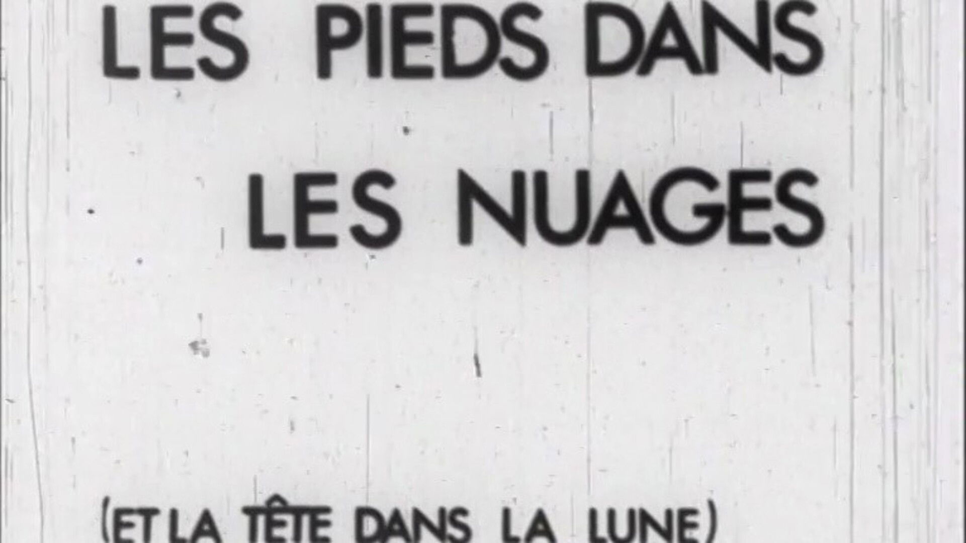 Backdrop for Les pieds dans les nuages (et la tête dans la lune)