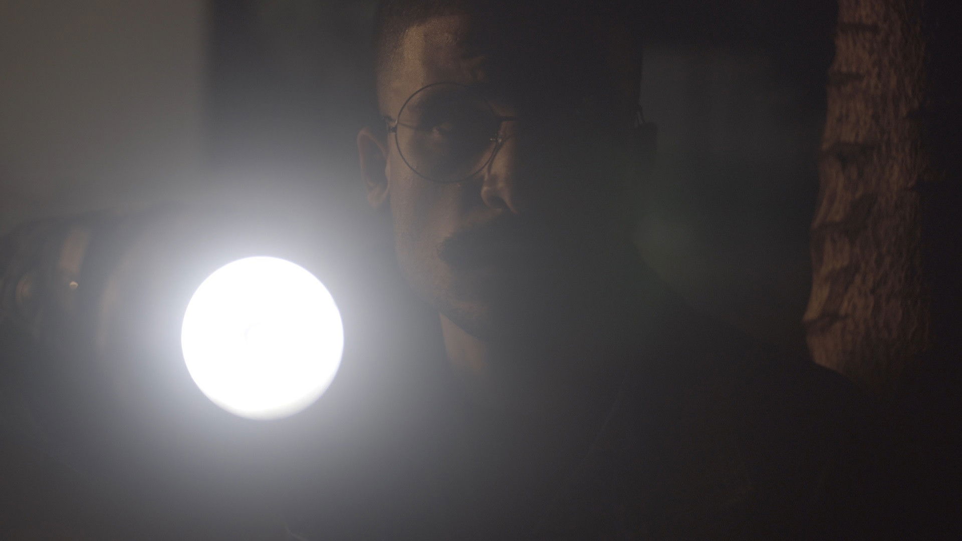 Backdrop for Câmbio, Desligo!