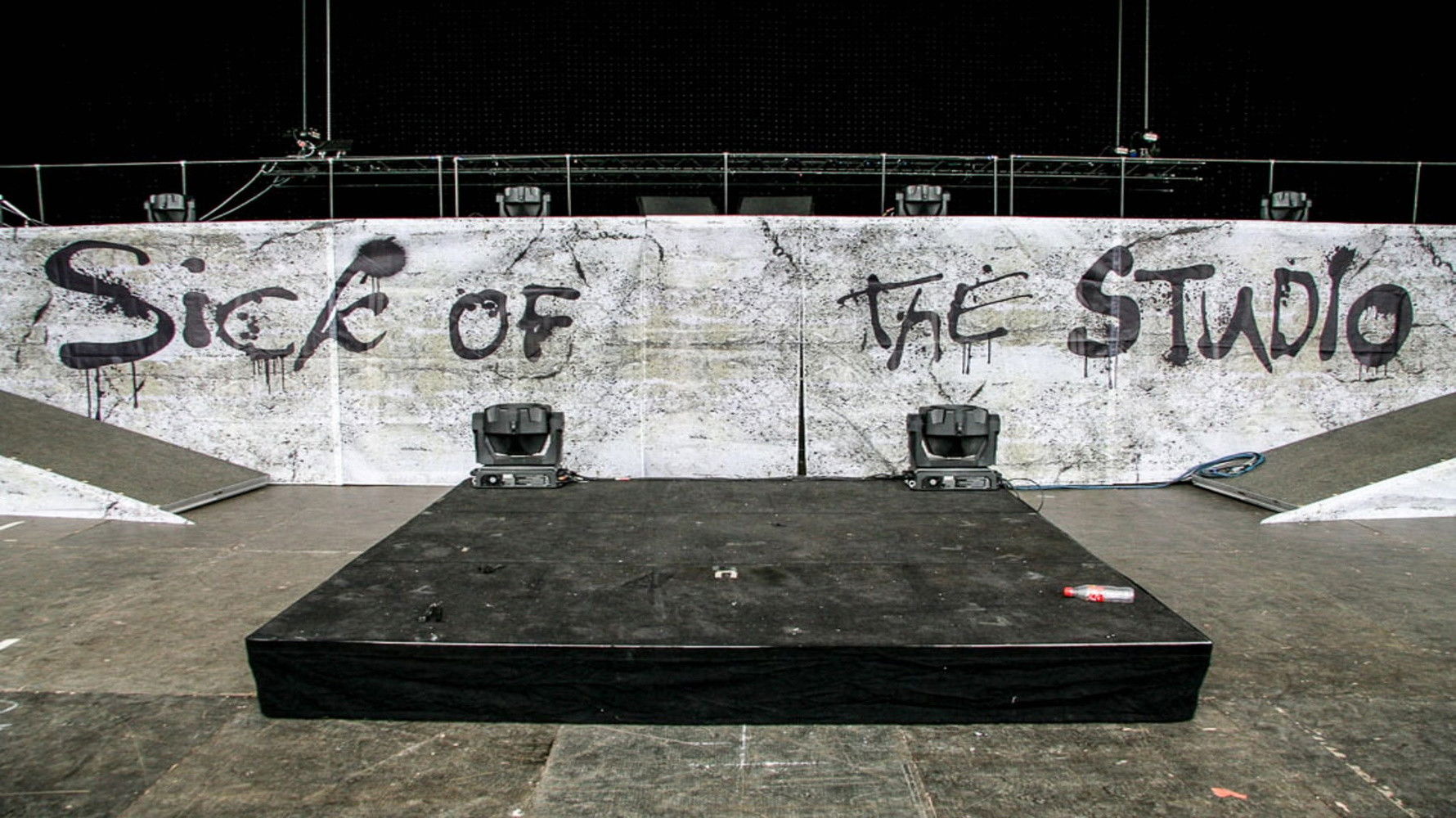 Backdrop for Metallica: Sick Out Of Studio 2007 Oslo