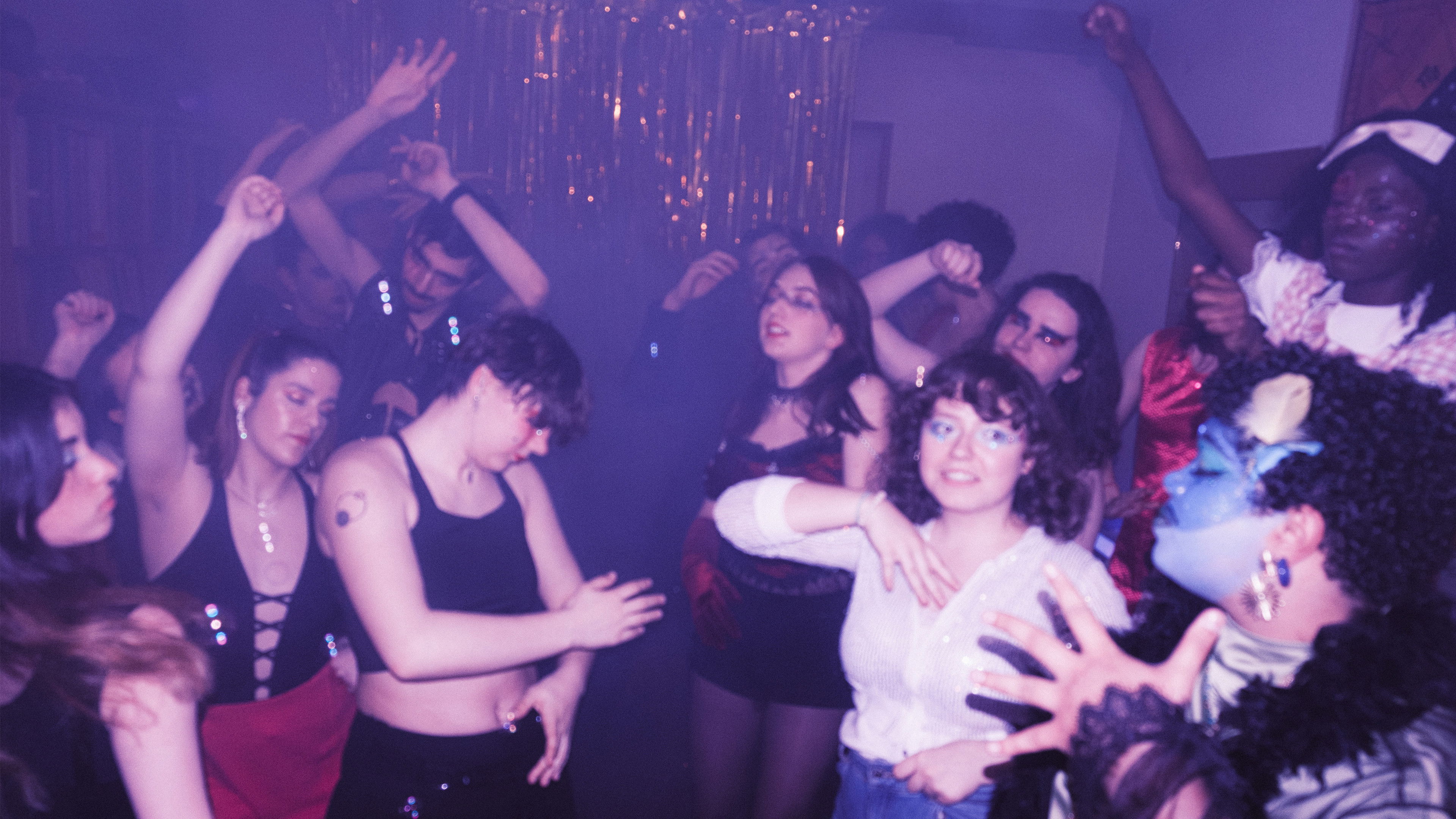 Backdrop for Monstres