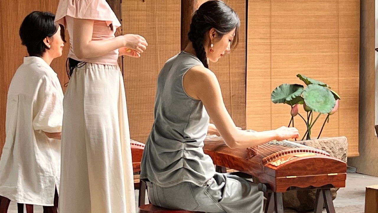 Backdrop for 闺蜜的美好旅程