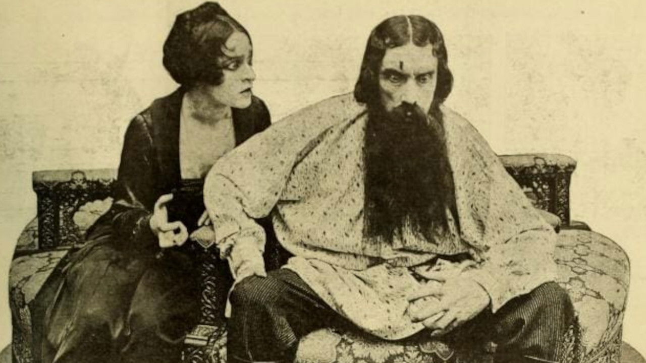 Backdrop for The Fall of the Romanoffs