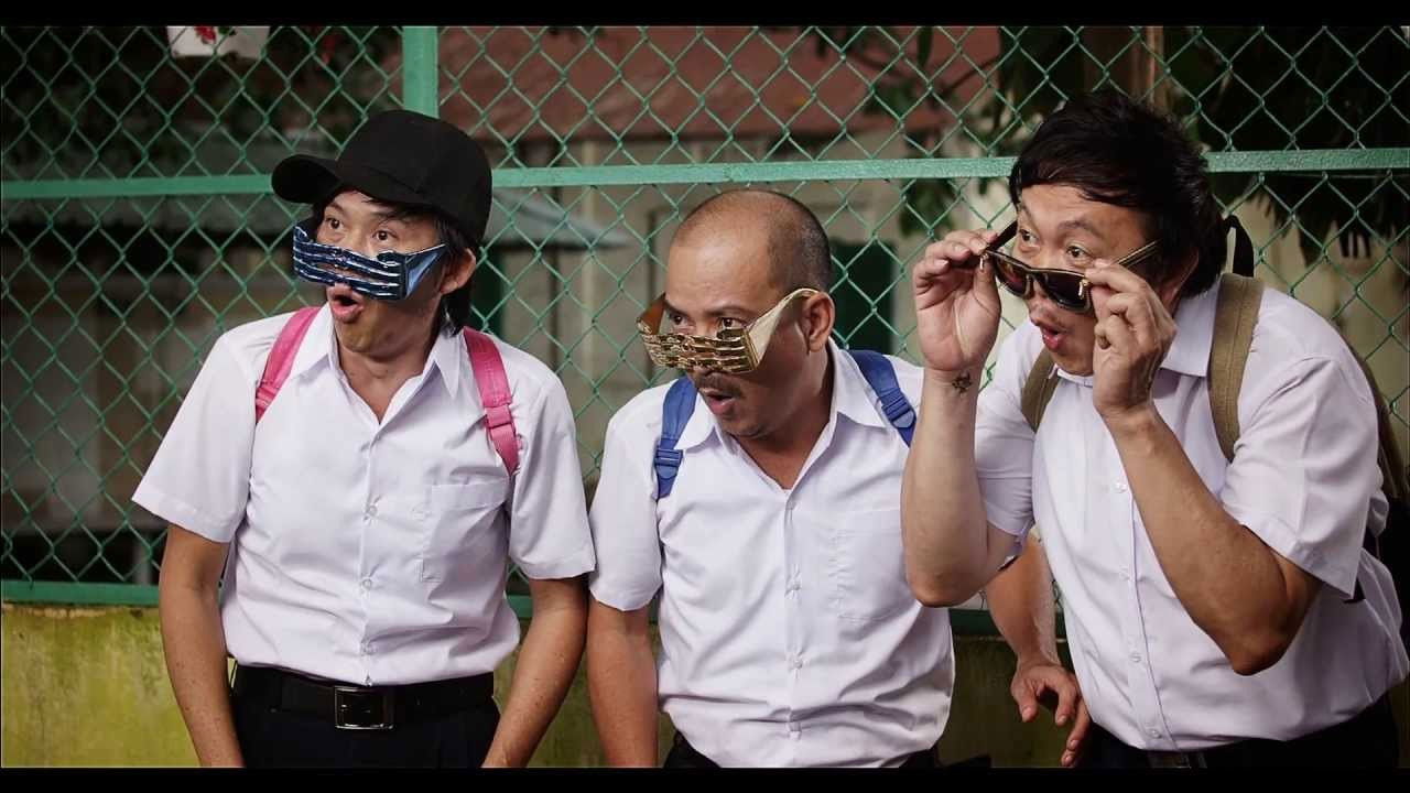 Backdrop for Đại Náo Học Đường