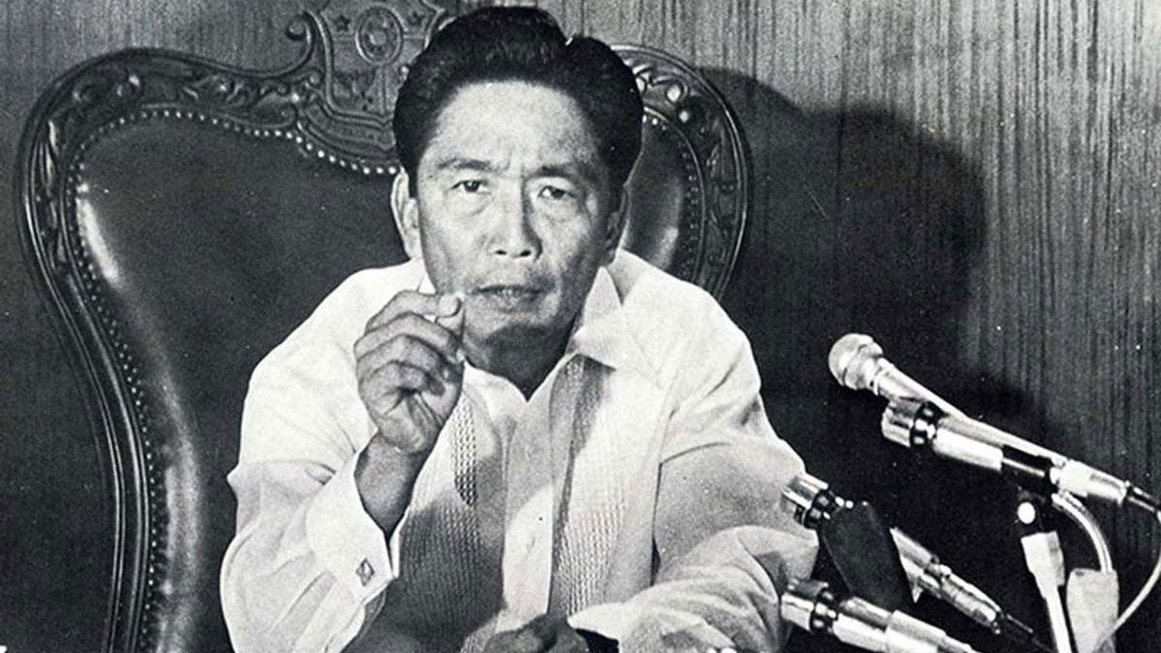 Backdrop for Batas Militar