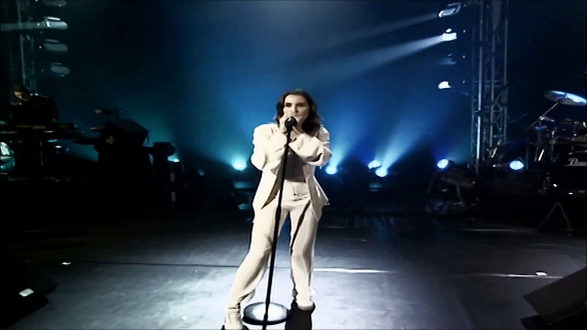 Backdrop for Zazie : Made in Live - Le Tour des anges