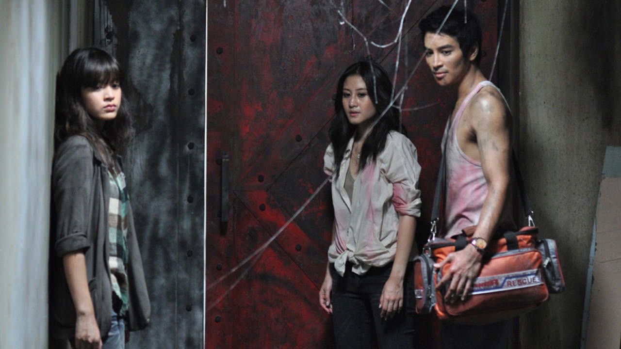 Backdrop for The Intruder