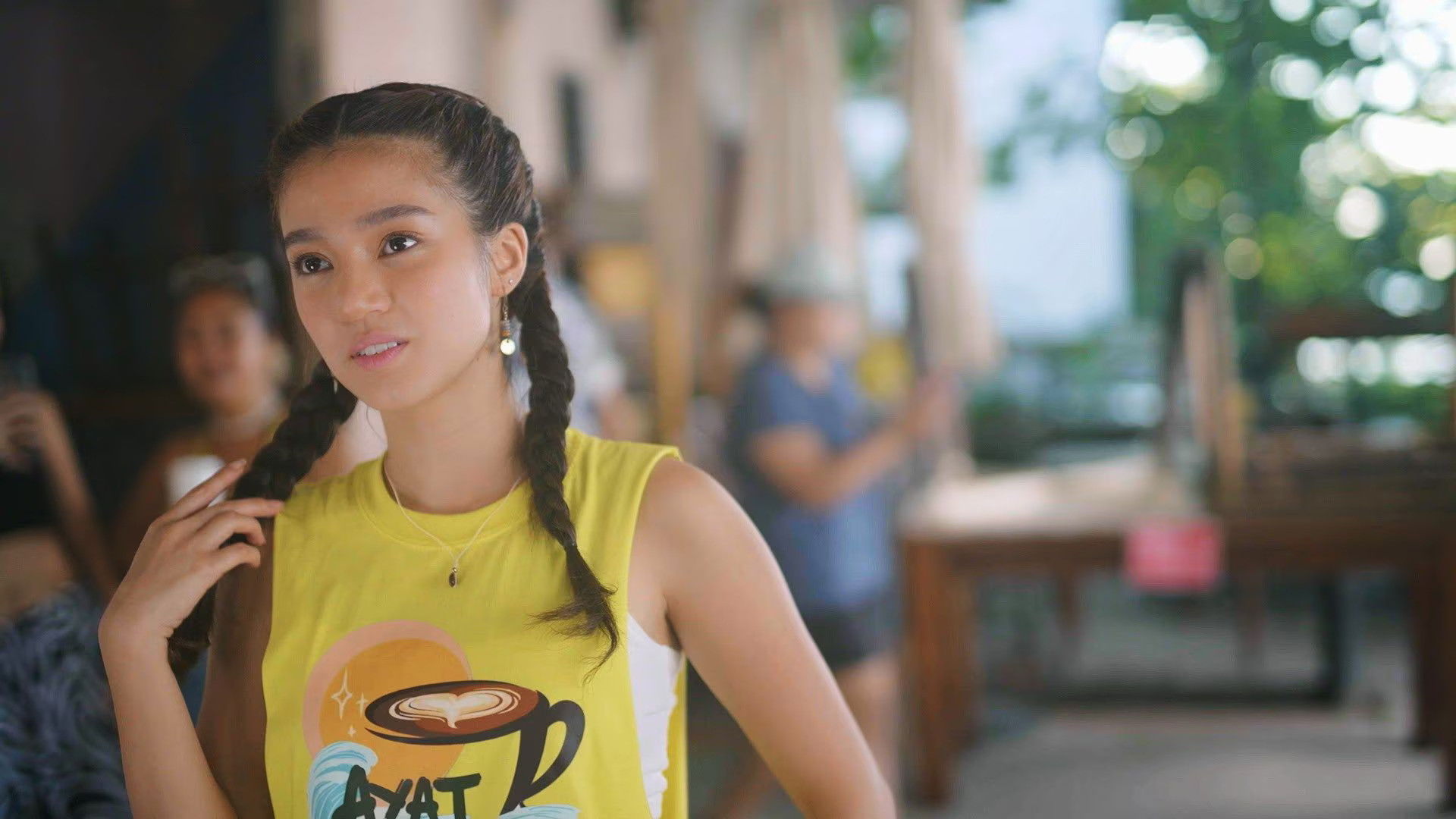 Backdrop for How to Spot a Red Flag