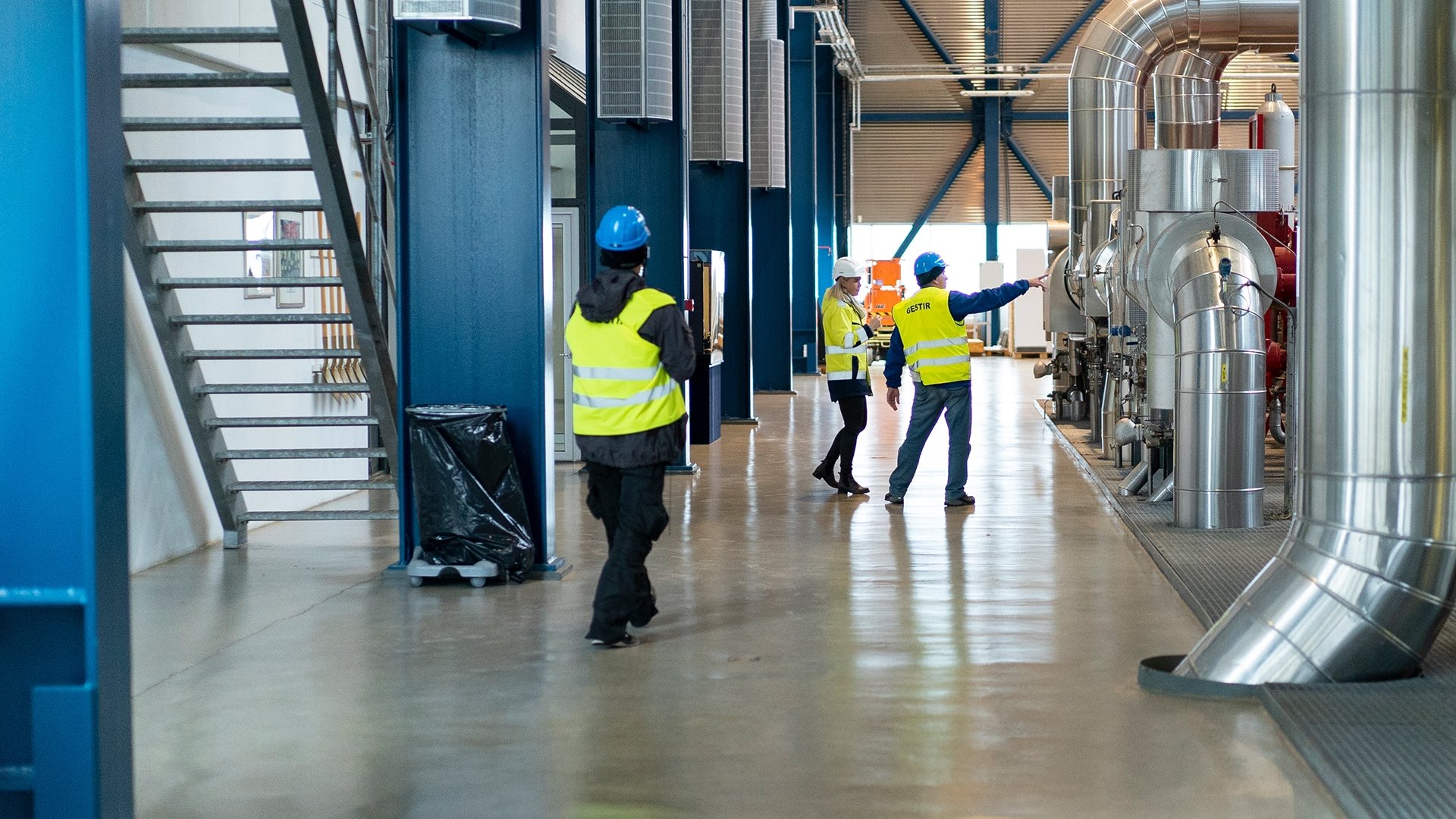 Backdrop for Juice: How Electricity Explains The World